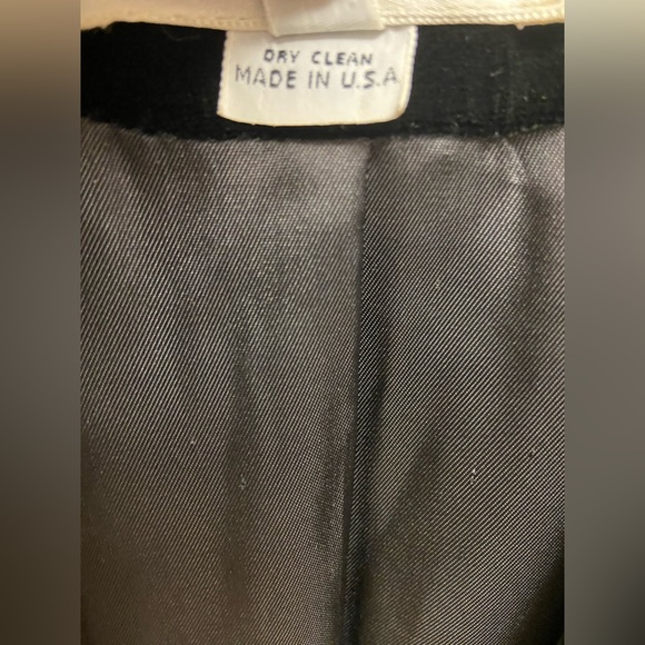 CHRISTIAN DIOR WOMEN RICH VELOUR LOOKING BLAZER SIZE 10 - Picture 5 of 5